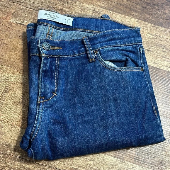 Abercrombie and Fitch straight size 4R Y2K low rise jeans - Picture 3 of 4
